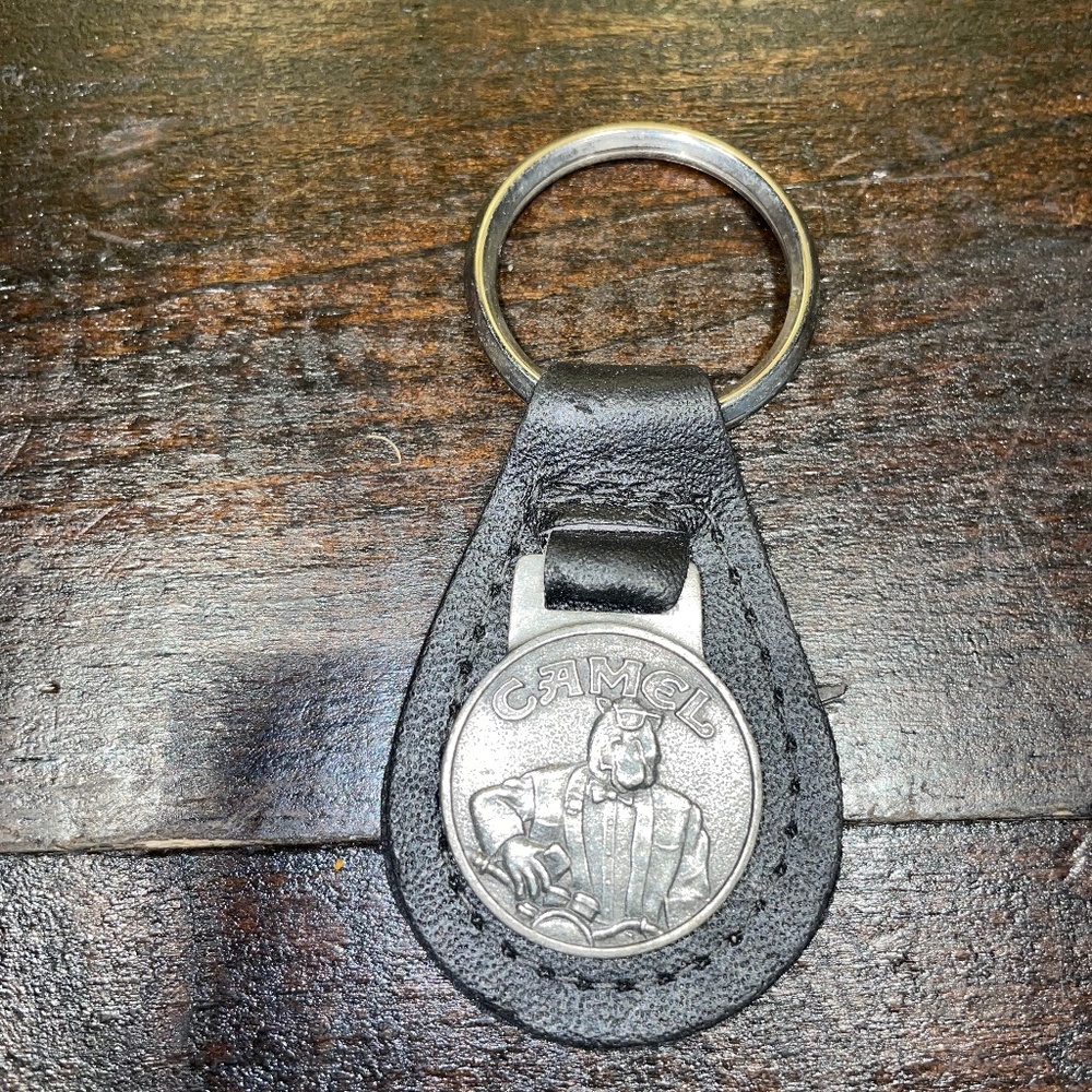 Vintage Black‎ Leather Keychain Camel Joe 1993 Hollywood Joe